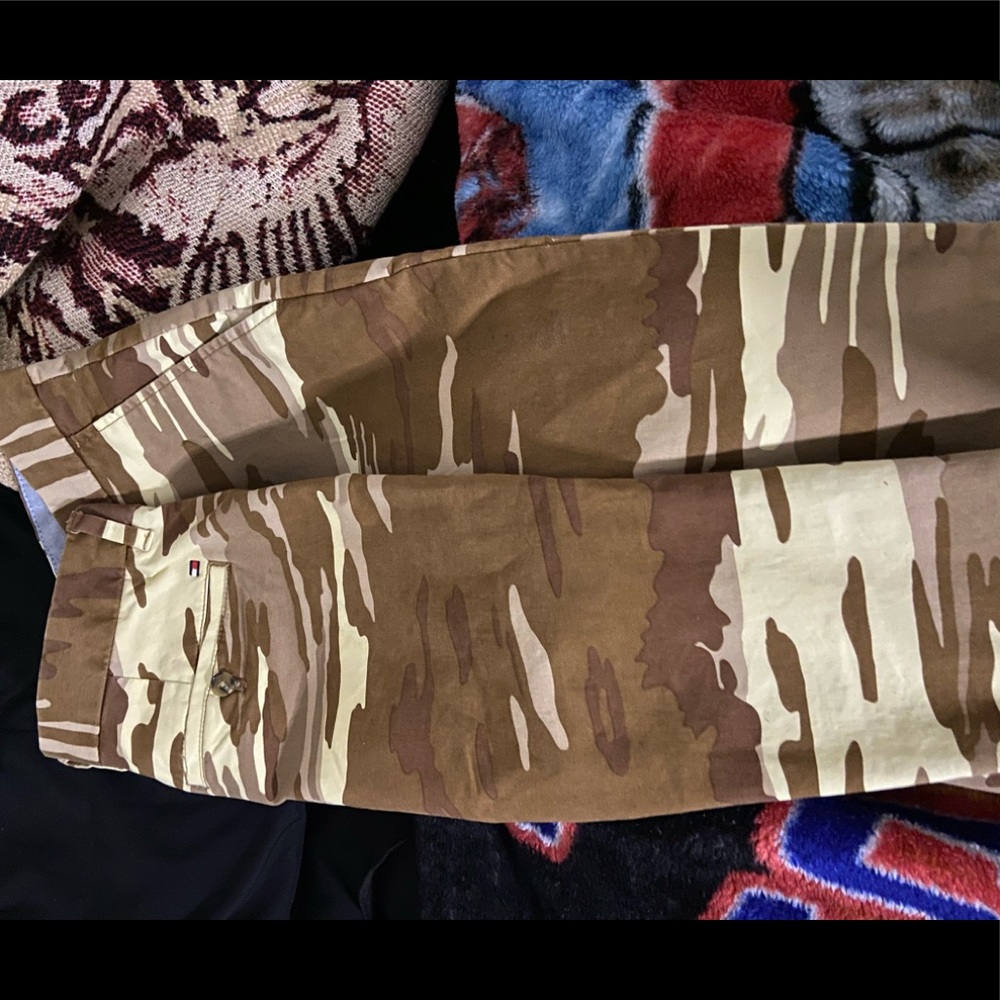 Tommy Hilfiger Camo Cargo pants